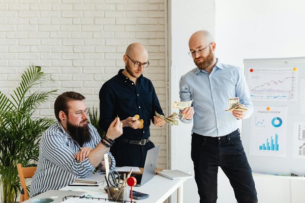 Analyse des enjeux juridiques de la location de bureaux partagés pour les entreprises: un guide essentiel
